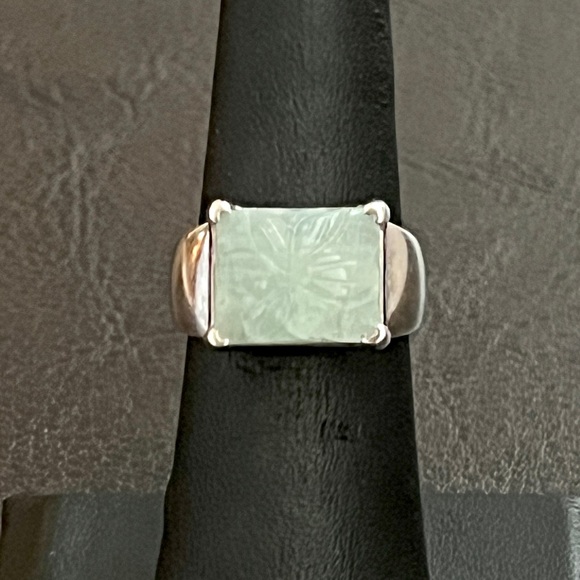 Vintage sterling silver carved jade ring Size 6 - Picture 4 of 11